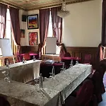 מלון Domaine De Beaupre - The Originals Relais גואבוילר