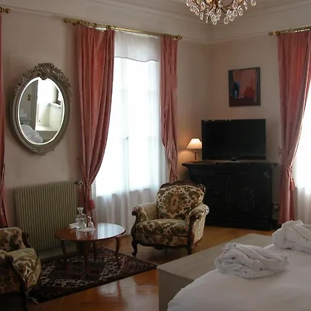 Domaine De Beaupre - The Originals Relais 호텔