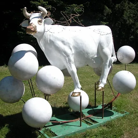 Domaine De Beaupre - The Originals Relais Hotel